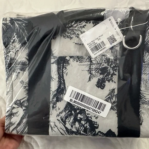 Lululemon NEW Boxy Mini Tote Bag 4.5L Print- Sketch Toile Turtledove Navy - Picture 5 of 6